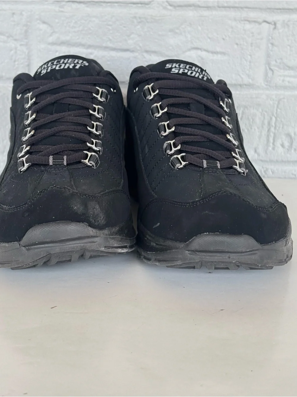 Skechers ✨black synergy